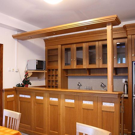 Penzión Koras Vrútky Habitación foto